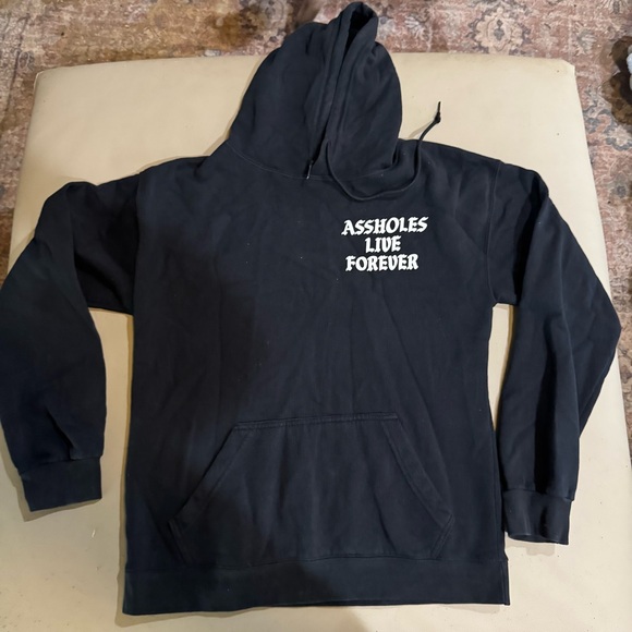 ASSHOLES*S Men's Live Forever Pullover Hoodie Sweatshirt Size Medium - Picture 1 of 6